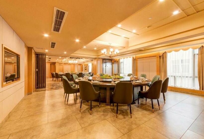 Urba Hotel Guangyuan Shurun Branch