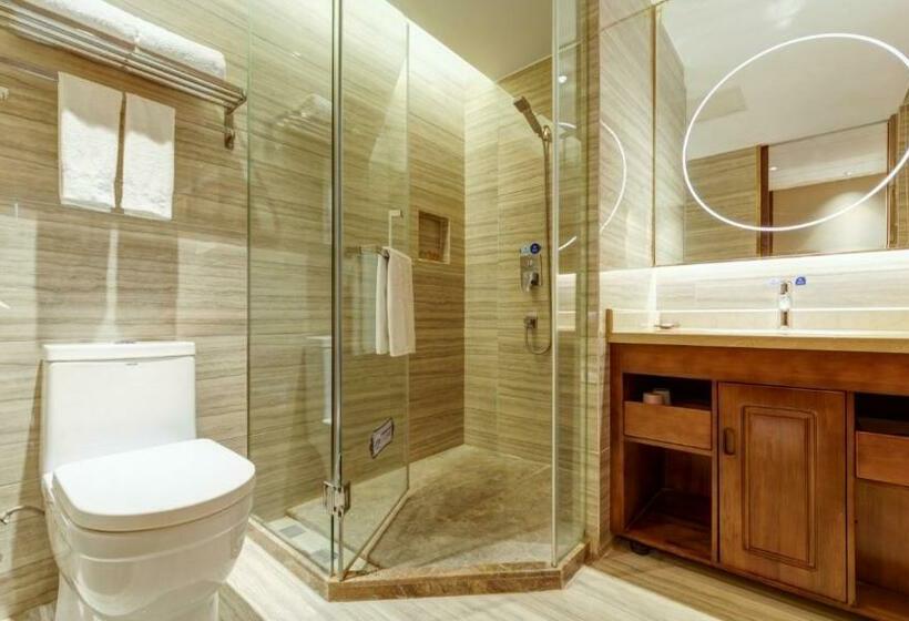 Urba Hotel Guangyuan Shurun Branch