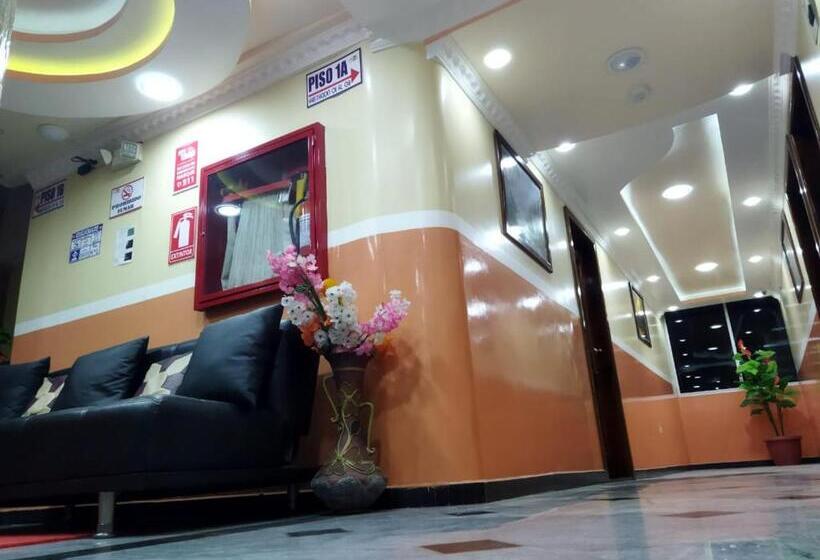 هتل Velanez Suite Riobamba