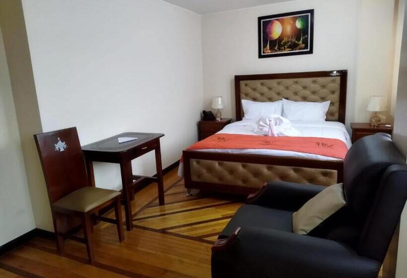هتل Velanez Suite Riobamba