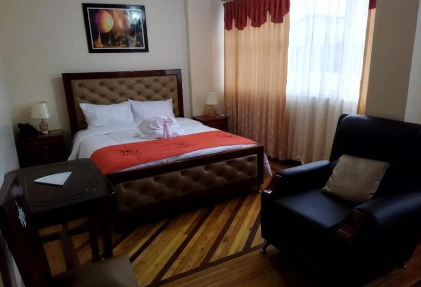 فندق Velanez Suite Riobamba