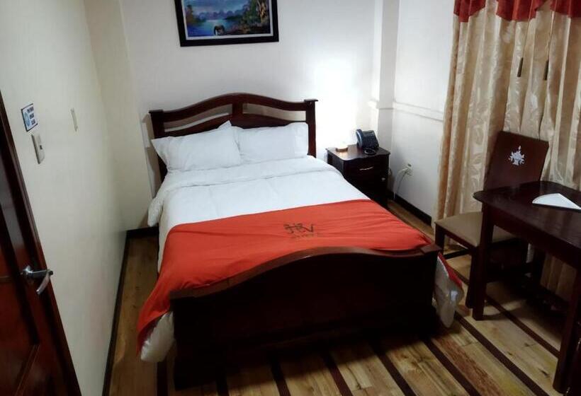 فندق Velanez Suite Riobamba