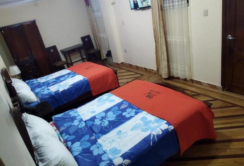 هتل Velanez Suite Riobamba