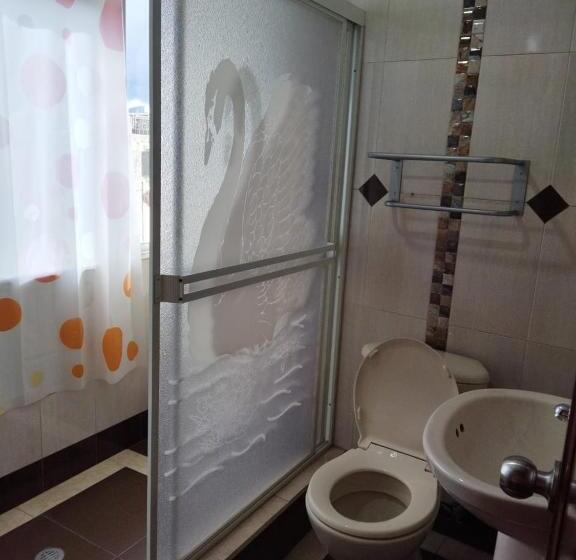 هتل Velanez Suite Riobamba