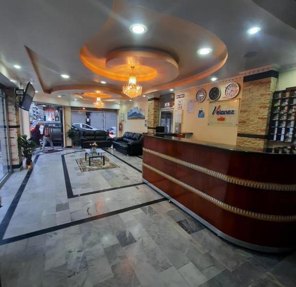 هتل Velanez Suite Riobamba