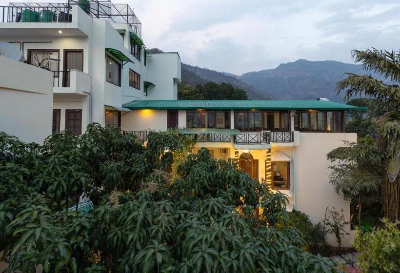 Отель Yogved Hospitality & Resort