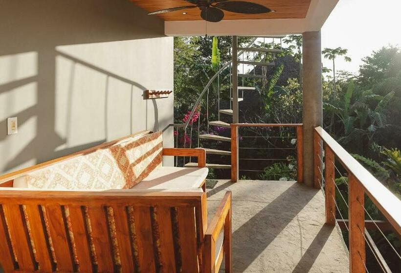 Iluminar Beachfront Suites