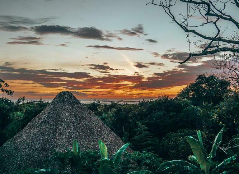 Iluminar Beachfront Suites