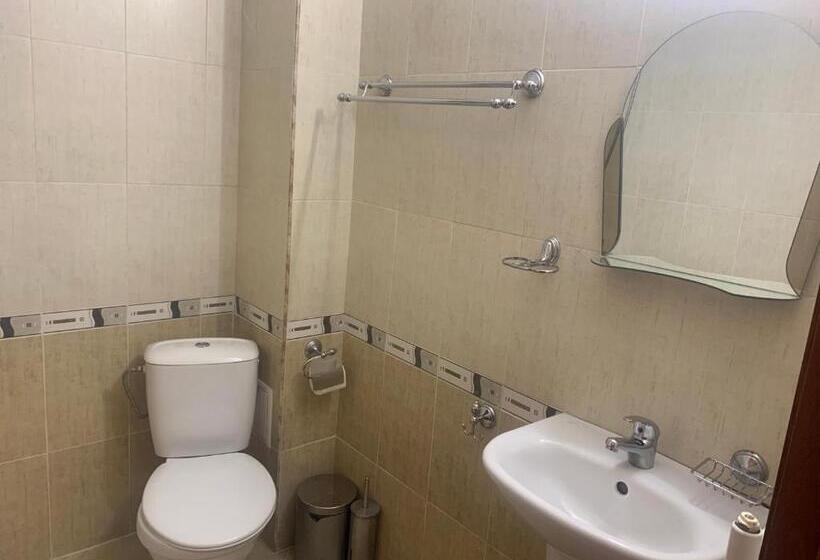 ペンション Honey House