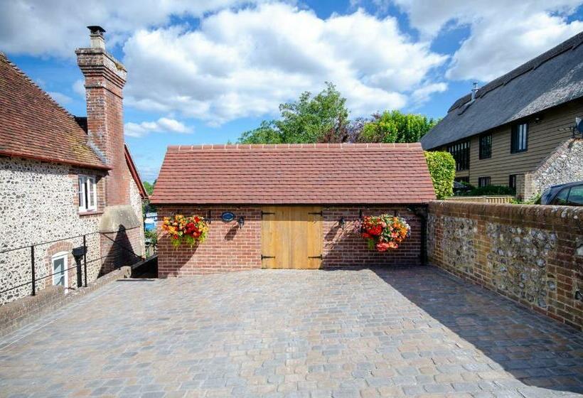 بنسيون Lavender Lodge