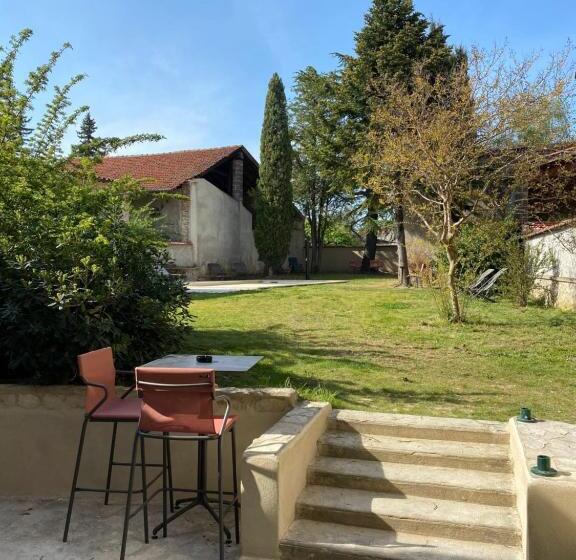 بنسيون My Boutique Guesthouse   Fabulous Suites 10 Min A7