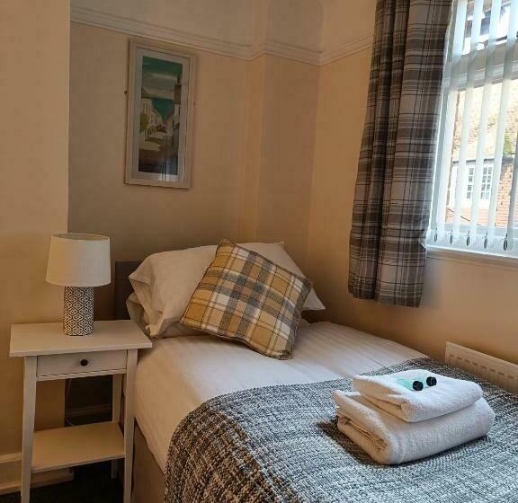 פנסיון The Ship Inn Folkestone