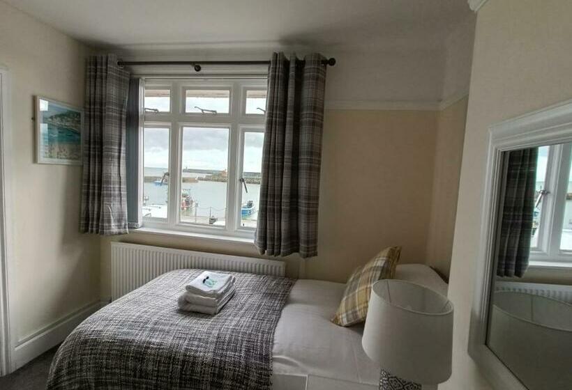 פנסיון The Ship Inn Folkestone