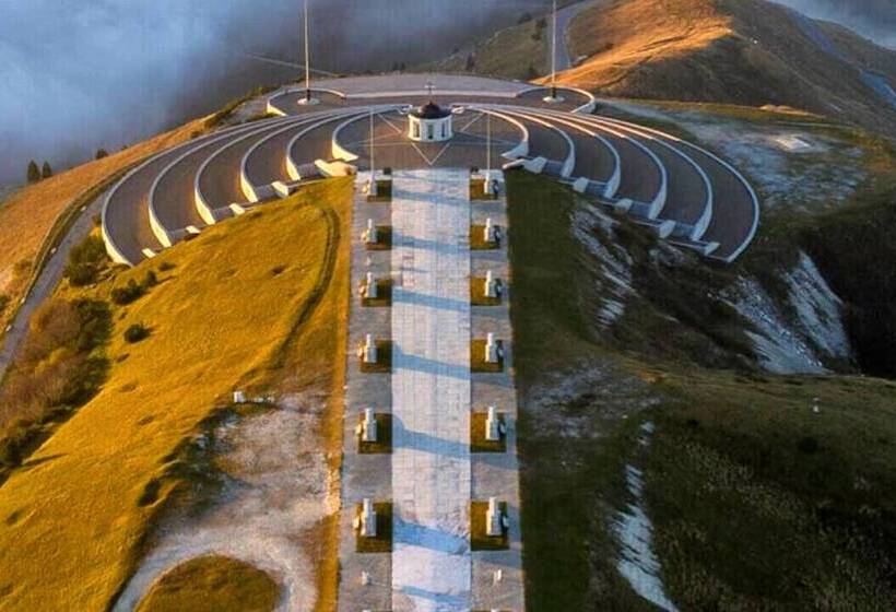 Progress Country & Wine House