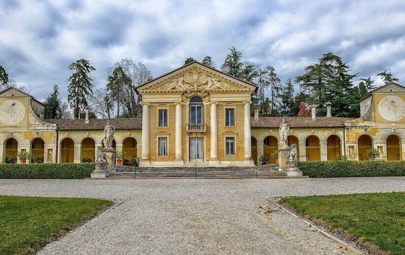 Progress Country & Wine House