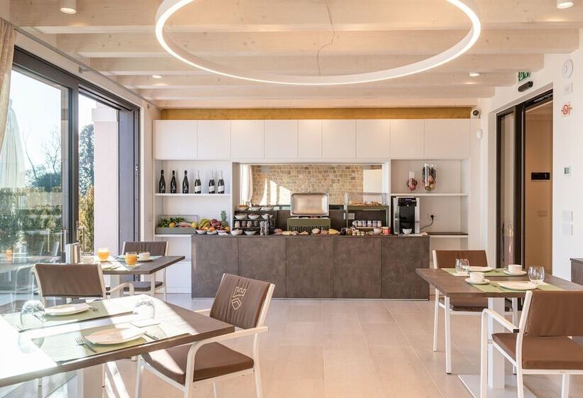 Progress Country & Wine House