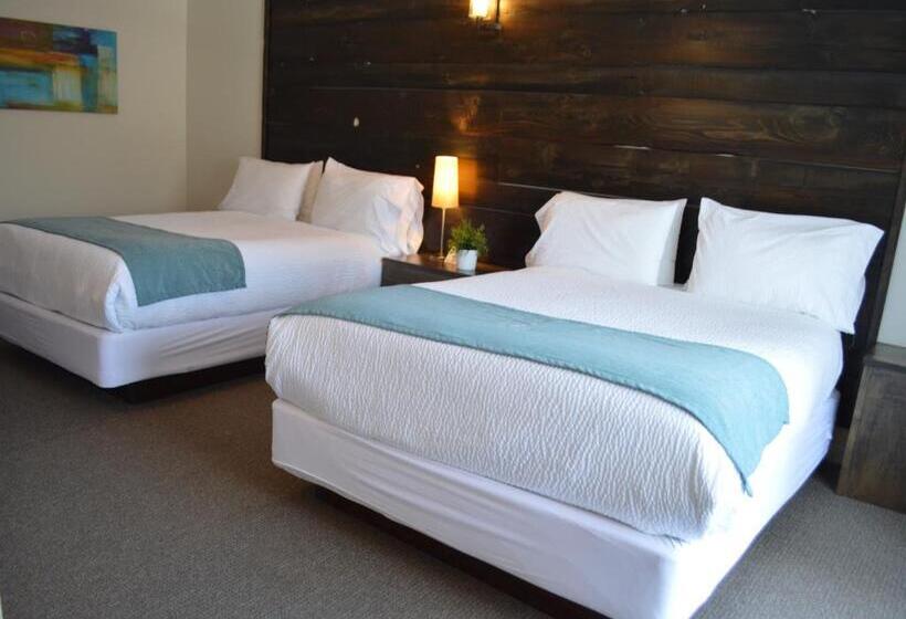 渡假胜地  3 Pines Lodge Muskoka