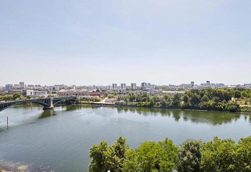 B&b Hotel Argenteuil