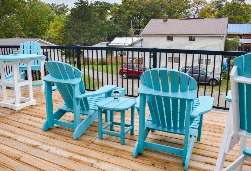 Colonial Hotel & Suites