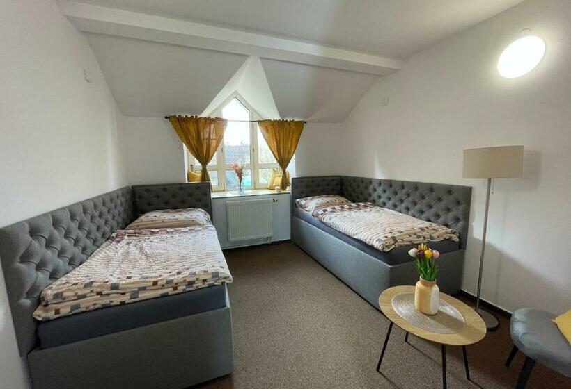 בית מלון כפרי Colchi