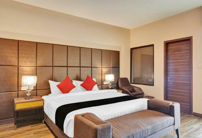 Отель Oyo 82442 The Galaxy Resorts