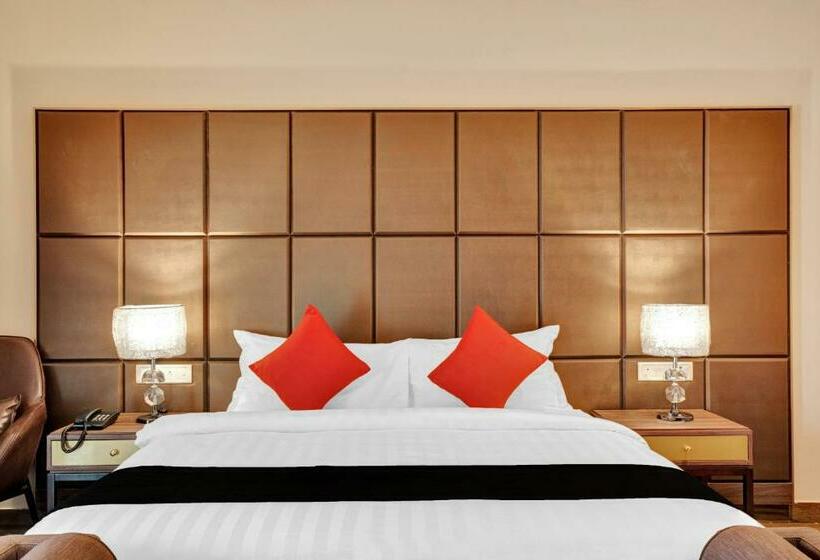 Отель Oyo 82442 The Galaxy Resorts