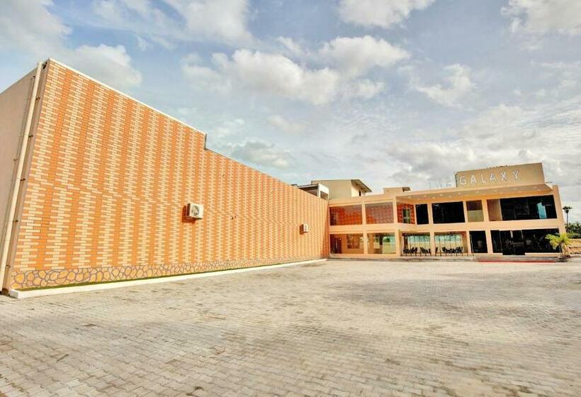 Отель Oyo 82442 The Galaxy Resorts