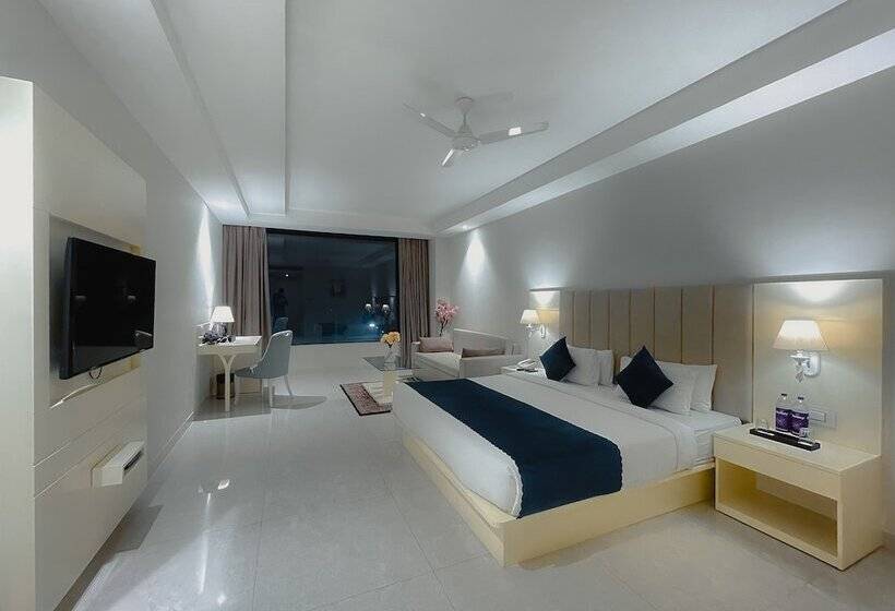 فندق Royal Orbit