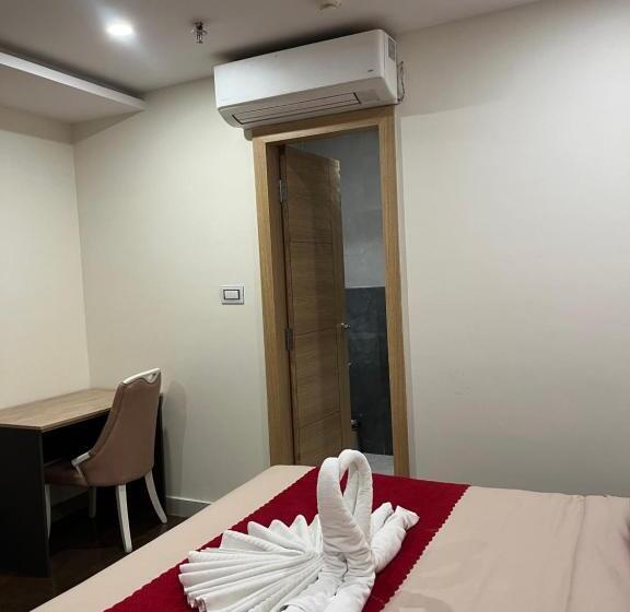 فندق Royal Orbit