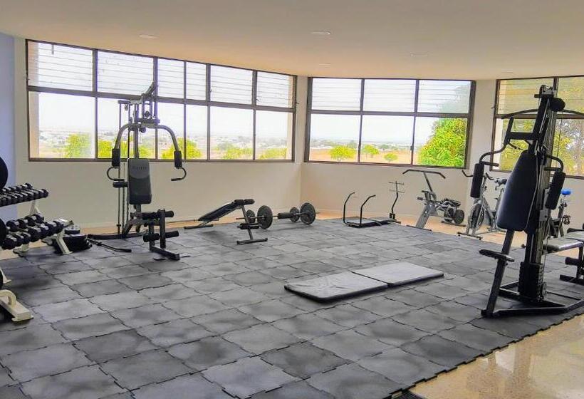 膳宿费 Dulcinea Mini House