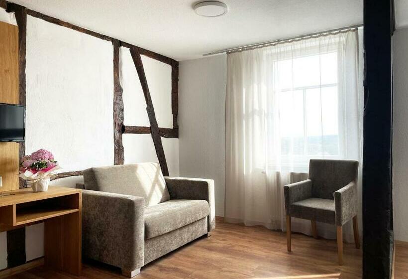 膳宿费 Herr Berge