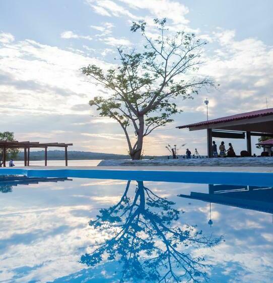 פנסיון Tucunaré Sport Fishing