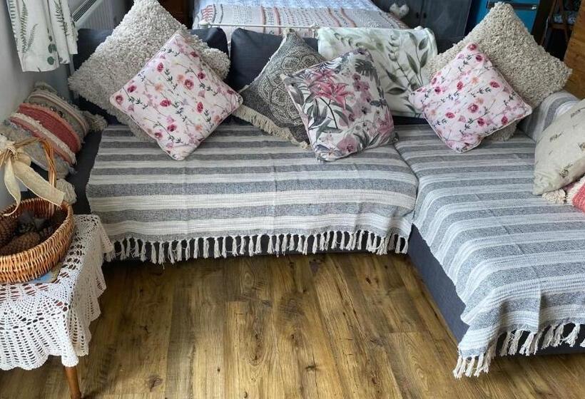 פנסיון Wheelhouse   Grinkle Bell Cottage