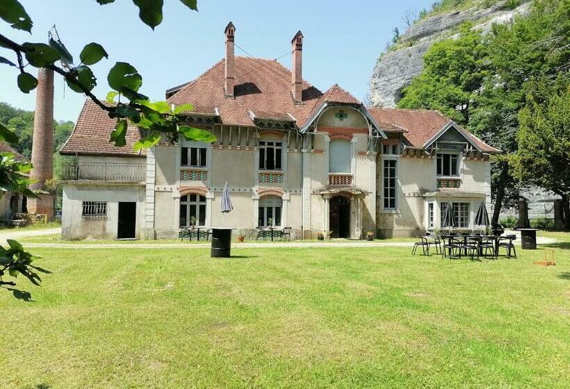 Общежитие Best Price #b Le Schiste 7x Room