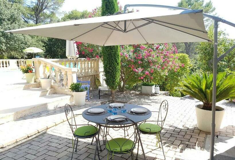 민박 Le Mas Des Hibiscus