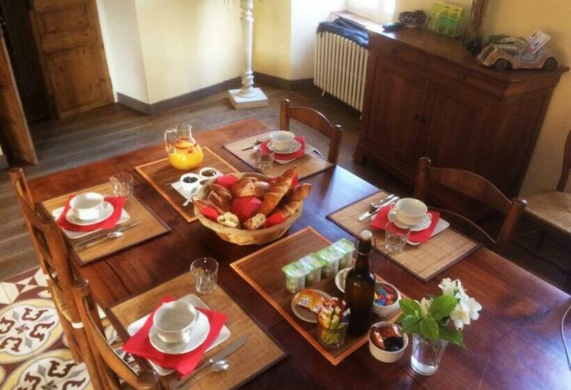 Bed and Breakfast Le Village Hôtes