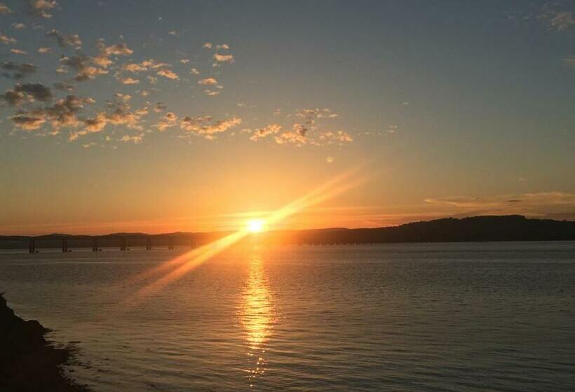 צימר The Old Boathouse