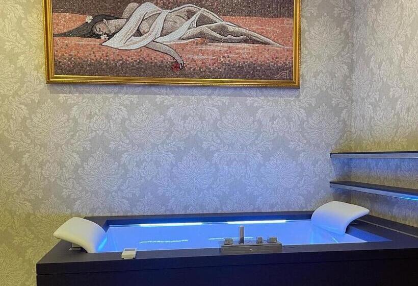 Deluxe Resort And Spa