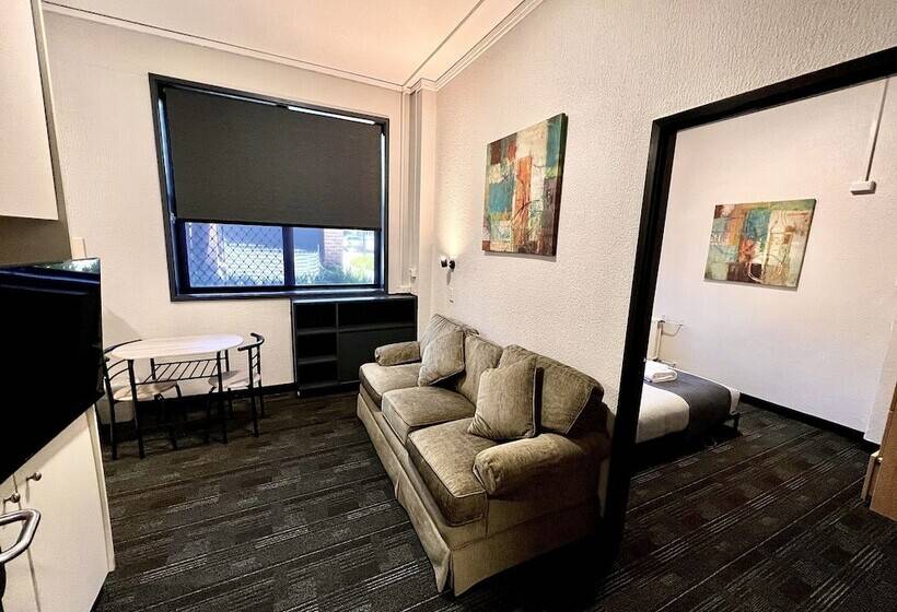 酒店 Canberra Accommodation Centre