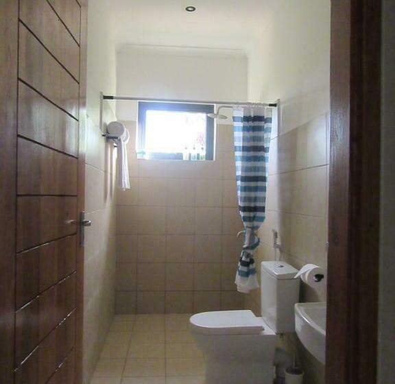 호텔 Coral House Near Villa Bluu