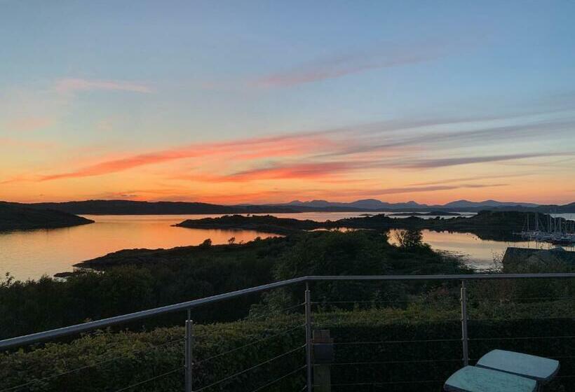 فندق Corrie House