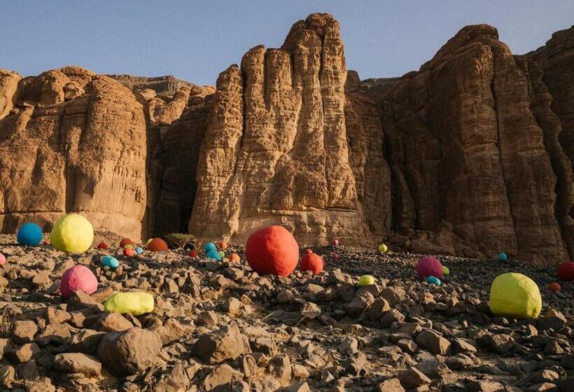 هتل Our Habitas Alula