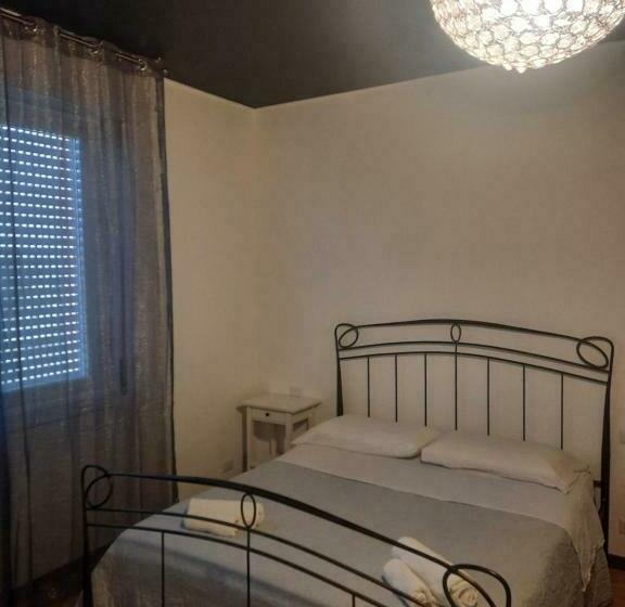 Пансион Casa Leonardo Airport