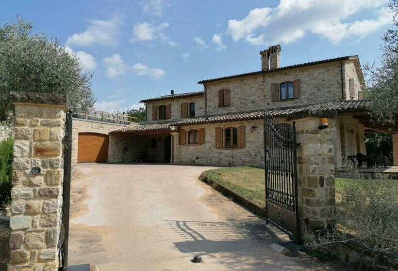 פנסיון Casa Linara