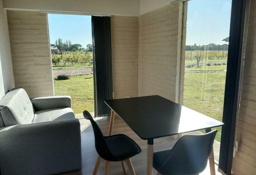 بنسيون Martyniuk Lodges Entre Viñedos