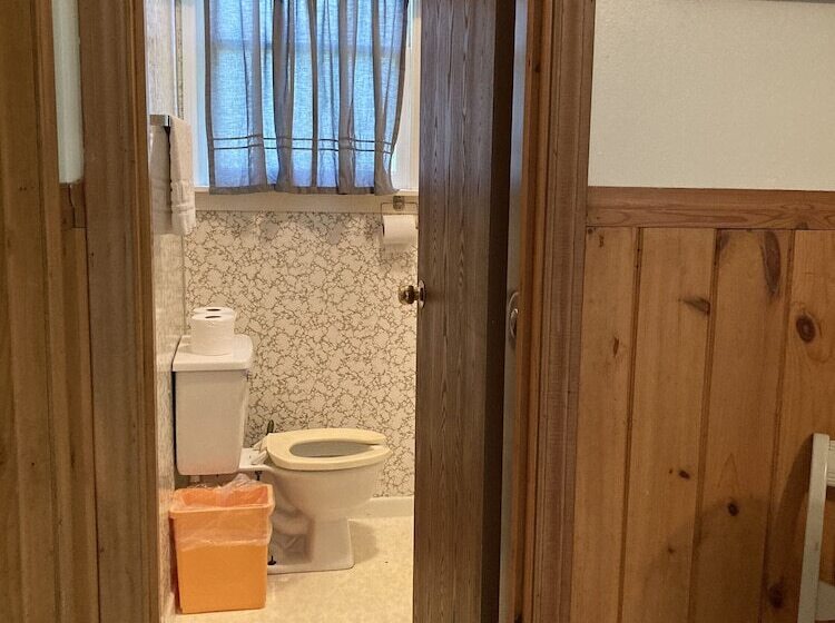 بنسيون Musky Joes Twin Pines Resort