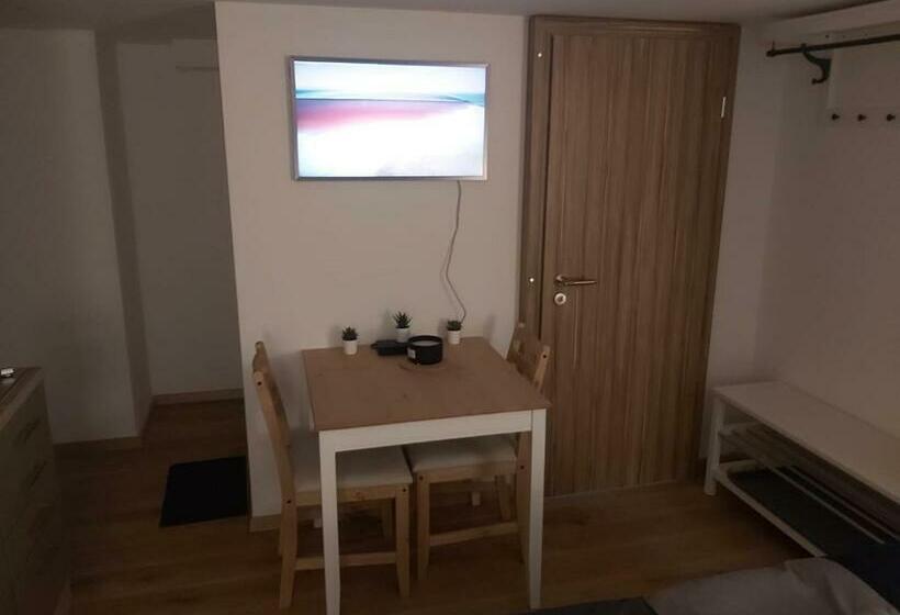 Rössli Self Check In 24 7 Free Parking