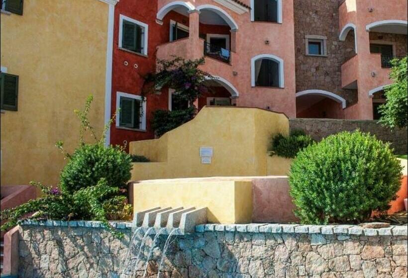 Santa Teresa Apartments