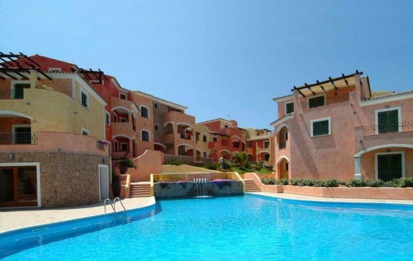 Santa Teresa Apartments