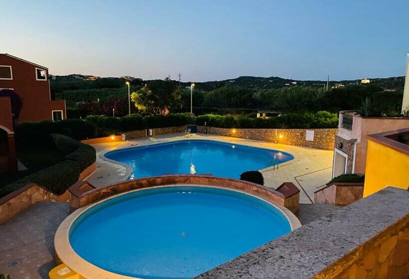 Santa Teresa Apartments